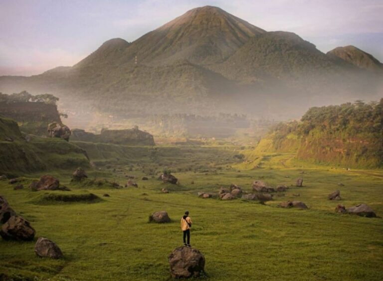 5-destinasi-wisata-unggulan-di-mojokerto-yang-bikin-viral