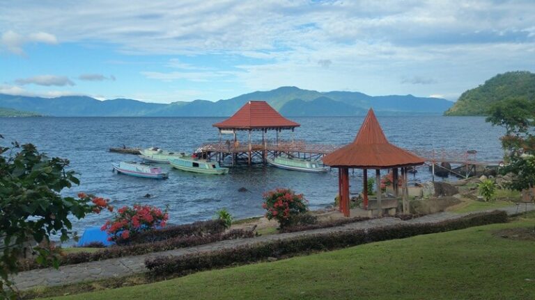 letak-objek-wisata-cantik-danau-ranau-di-kabupaten-terpencil