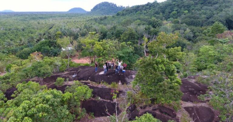 menikmati-indahnya-alam-kubu-raya-di-wisata-terbaik