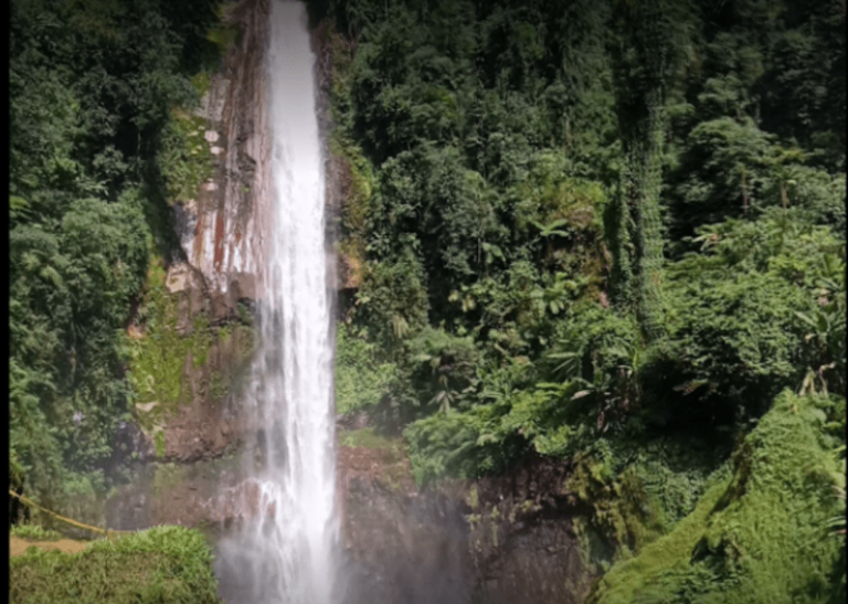 menikmati-keindahan-wisata-kaki-gunung-salak-yang-menakjubkan