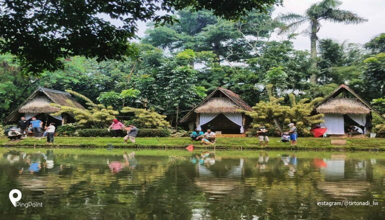 menikmati-pesona-taman-wisata-dan-rumah-makan-tirtonadi-terbaik