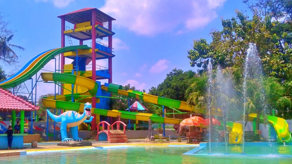 serunya-wisata-air-di-waterpark-mulia-wisata